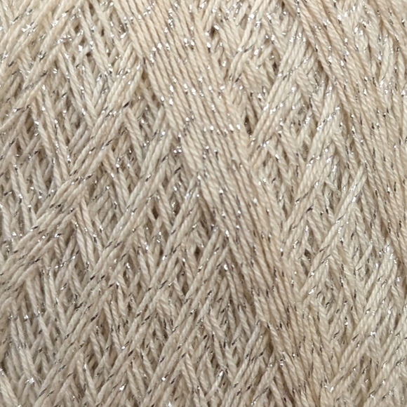 Cream crochet Thread Spool with Silver Accents Approx 1500 Meters - Picture 6 of 10